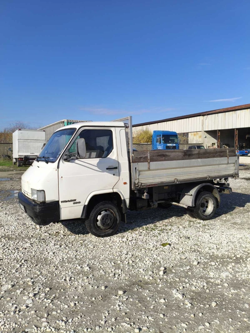 Nissan Trade, снимка 5 - Бусове и автобуси - 52740536