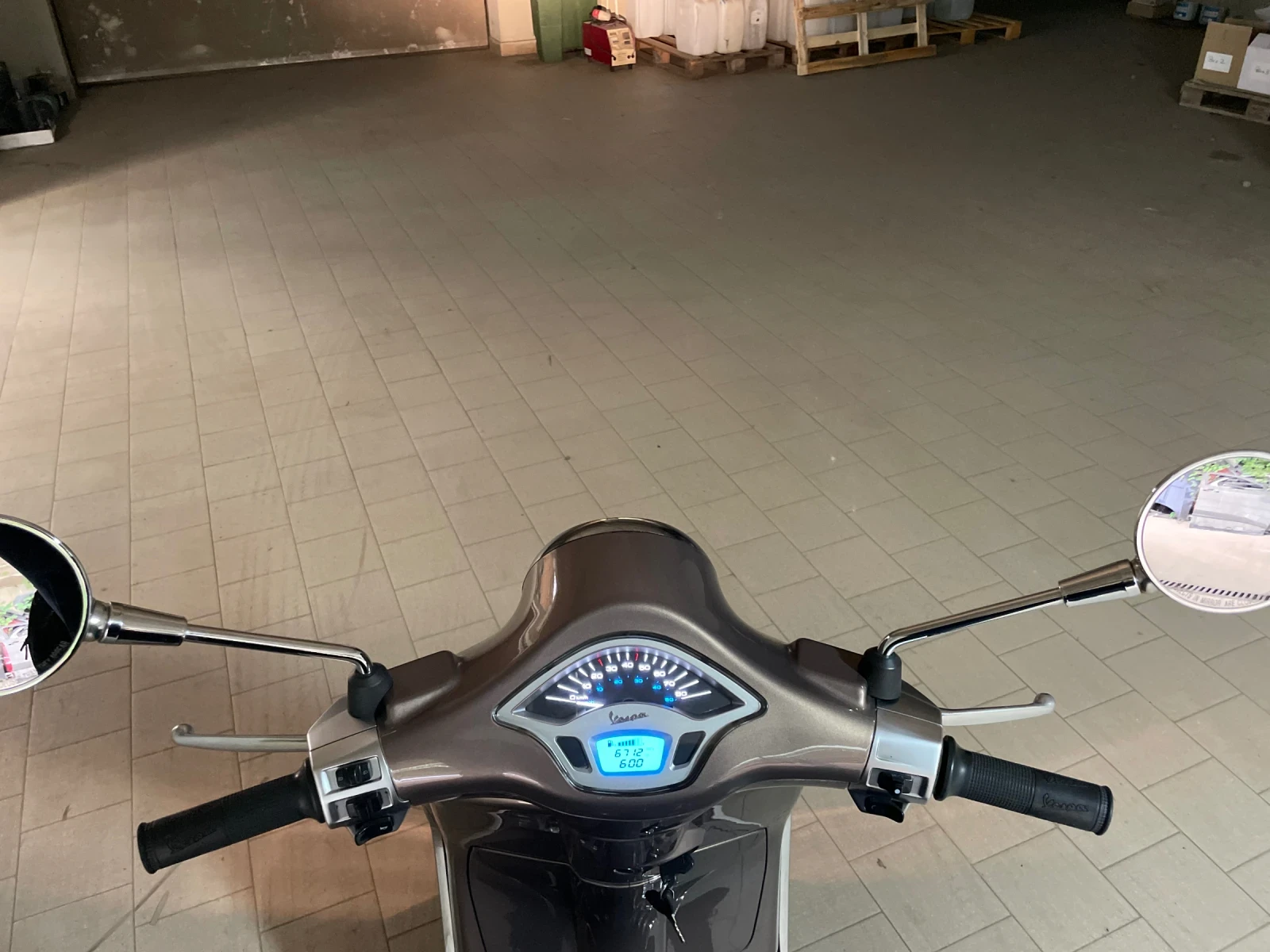 Vespa Primavera 50 куб, снимка 16 - Мотоциклети и мототехника - 54977914