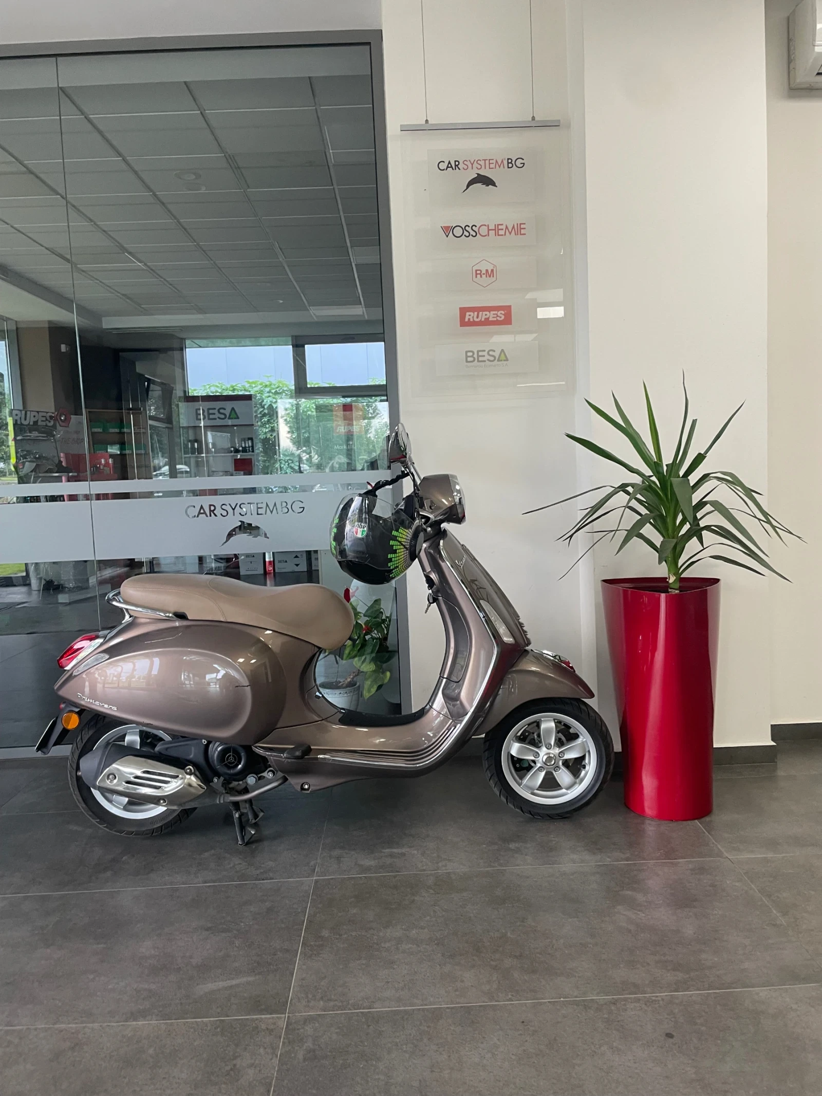 Vespa Primavera 50 куб