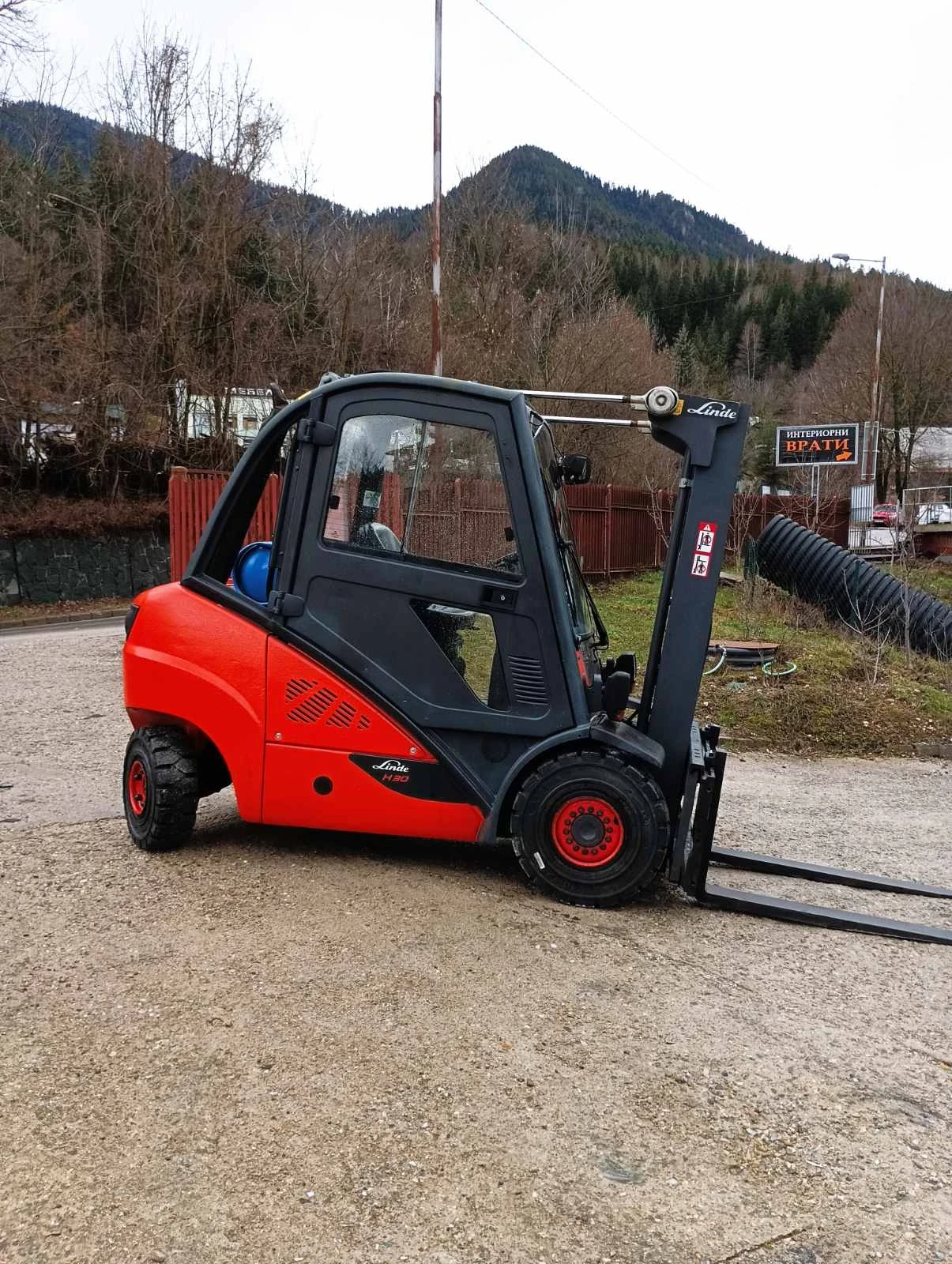 ������� Linde    ������� �30 ��� ���� �������� | Mobile.bg � ����������� 15