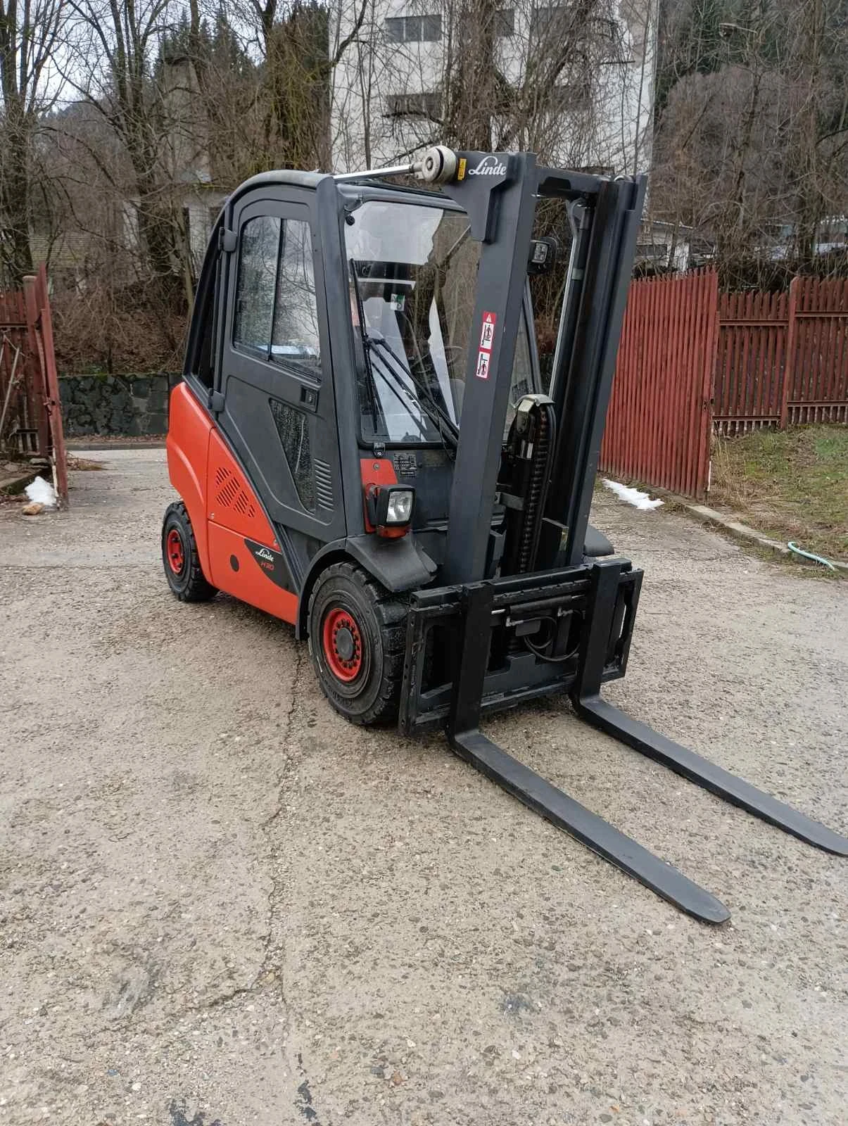 ������� Linde    ������� �30 ��� ���� �������� | Mobile.bg � ����������� 6