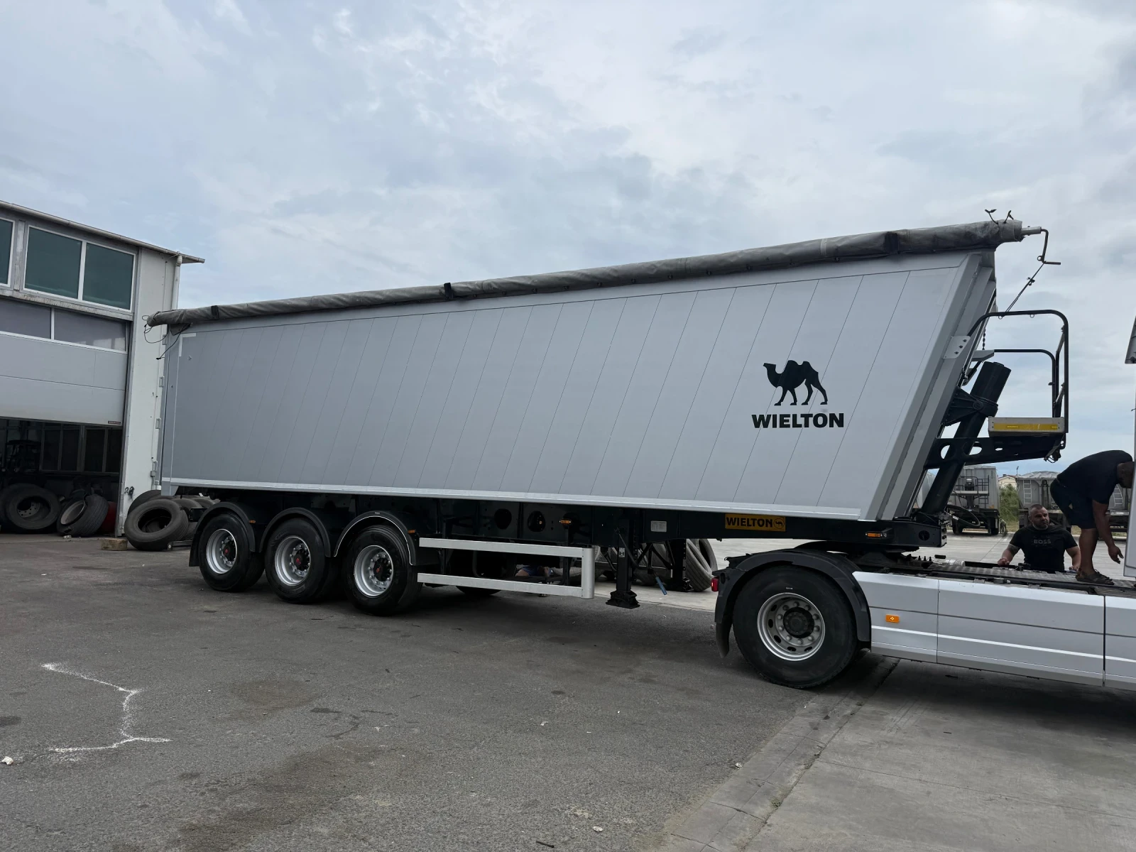 Полуремарке Wielton 55 m3 SAF Боге, снимка 10 - Ремаркета - 54360463