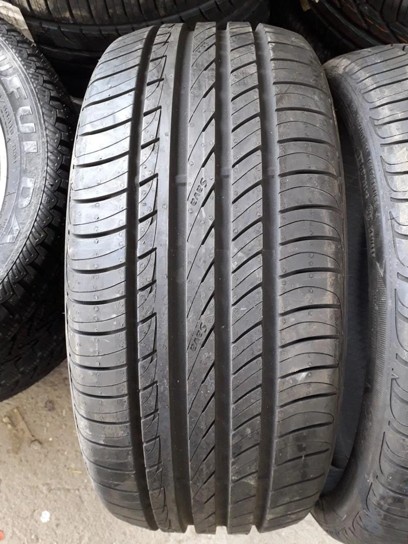 Гуми Летни 205/40R17, снимка 3 - Гуми и джанти - 45864126