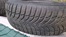 Гуми с джанти Kumho 195/65R15, снимка 3 - Гуми и джанти - 47194155