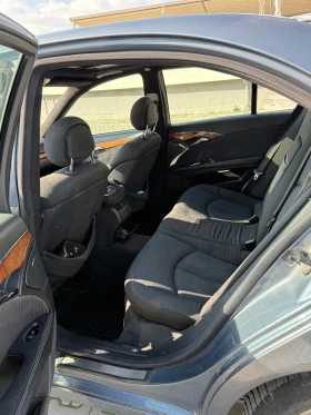 Mercedes-Benz E 220, снимка 4