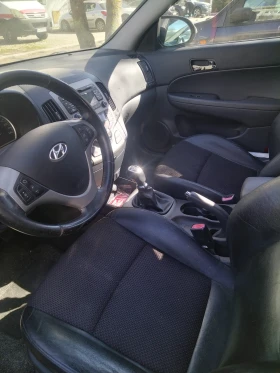 Hyundai I30 1.6 CRDI CW, снимка 8