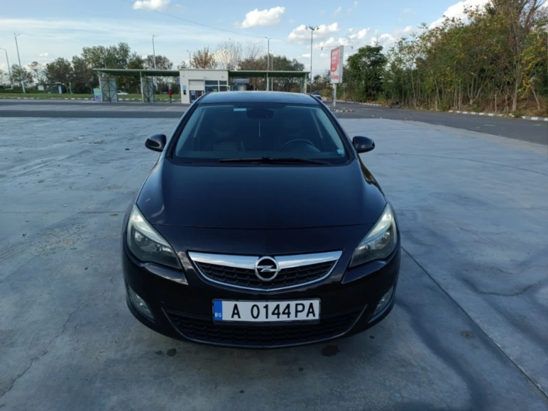 Opel Astra 2 CDTI, снимка 1 - Автомобили и джипове - 47399698