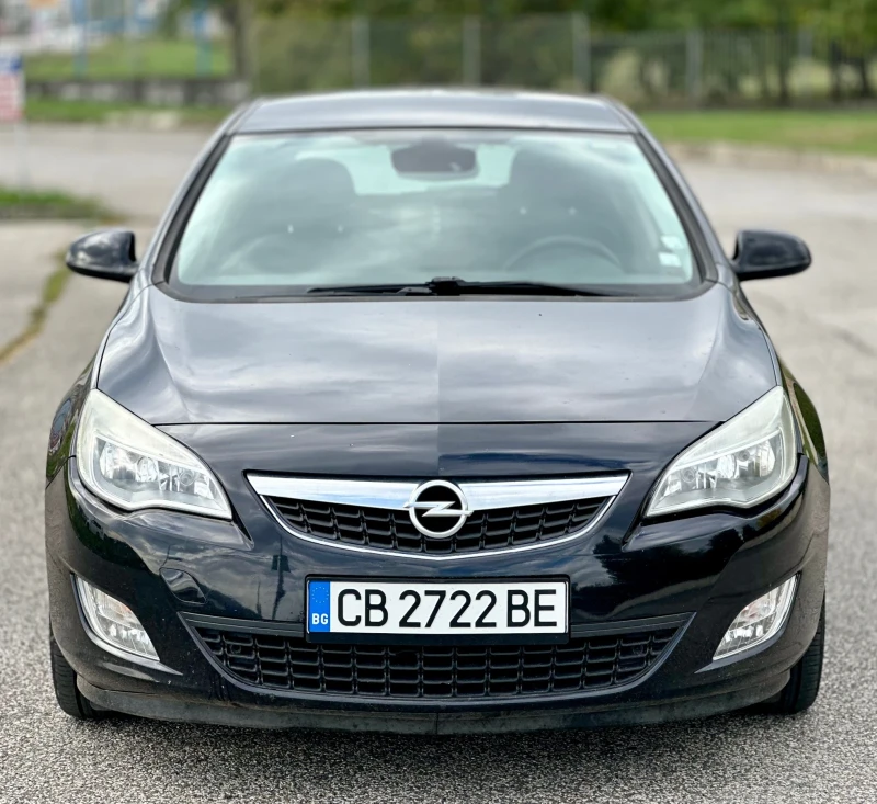 Opel Astra 1.7CDTi EURO 5, снимка 2 - Автомобили и джипове - 47544267