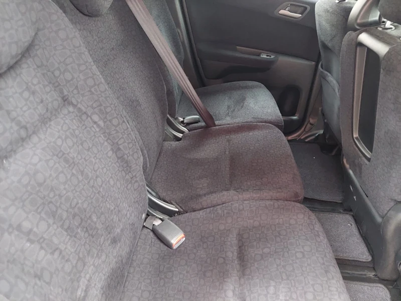 Honda Fr-v 2.0 VTEC TOP!!, снимка 11 - Автомобили и джипове - 48253962