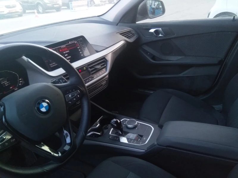 BMW 118 FULL-M/PAKET Automatik , снимка 9 - Автомобили и джипове - 48912255