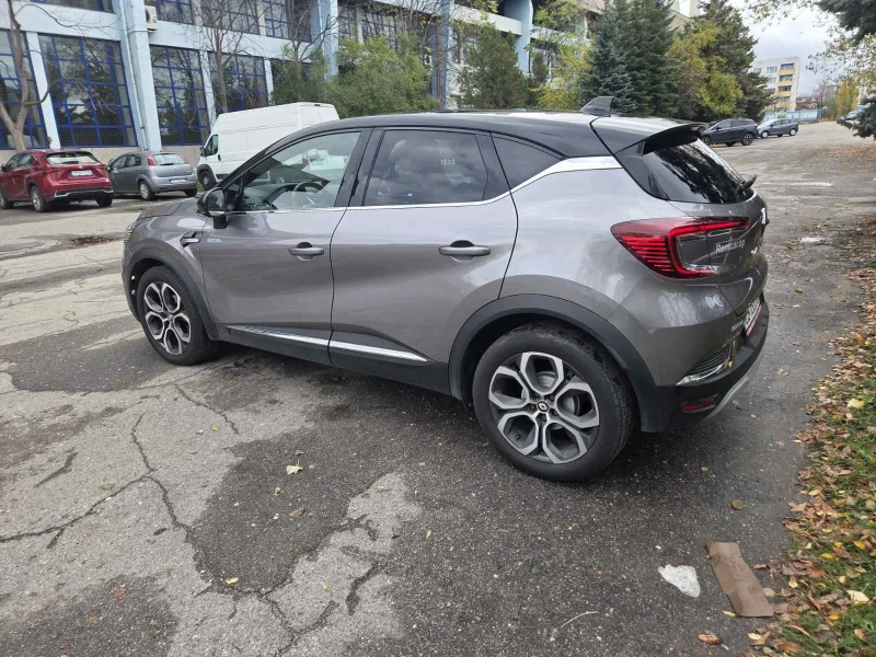 Renault Captur Mild Hybrid, снимка 3 - Автомобили и джипове - 52209378