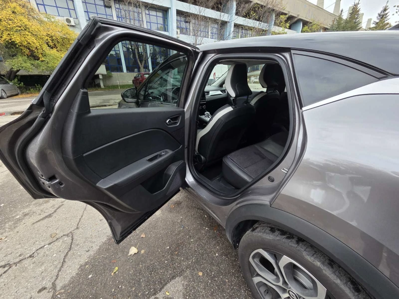 Renault Captur Mild Hybrid, снимка 5 - Автомобили и джипове - 52209378
