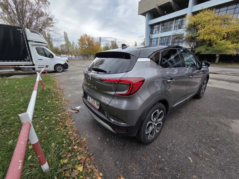 Renault Captur Mild Hybrid, снимка 4 - Автомобили и джипове - 52209378