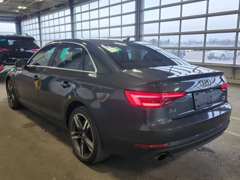 Audi A4 * АВТО КРЕДИТ* ЦЕНА ДО БГ * СЕРВИЗНА ИСТОРИЯ * , снимка 4 - Автомобили и джипове - 52474366