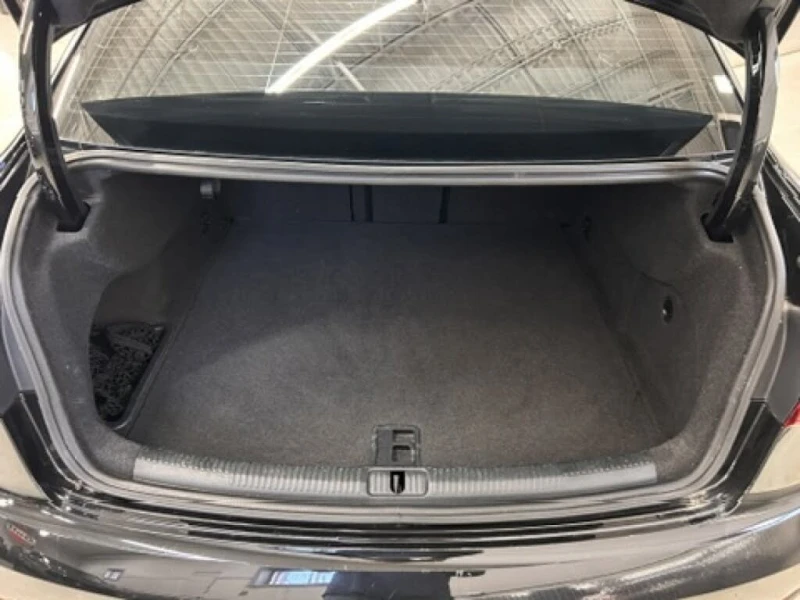 Audi Rs3 B&O* ПАНОРАМА* DISTRONIC* МЪРТВА ТОЧКА* КЕЙЛЕС, снимка 6 - Автомобили и джипове - 52630768