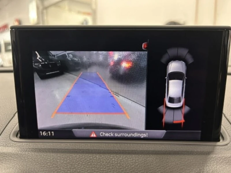 Audi Rs3 B&O* ПАНОРАМА* DISTRONIC* МЪРТВА ТОЧКА* КЕЙЛЕС, снимка 12 - Автомобили и джипове - 52630768