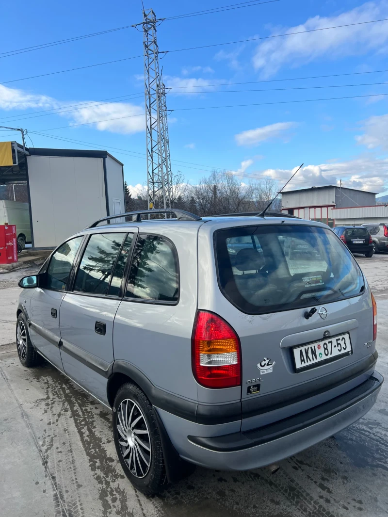 Opel Zafira 2.0dti, снимка 6 - Автомобили и джипове - 52866518