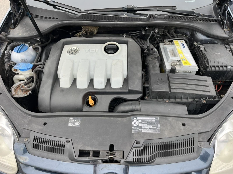 VW Golf 1.9 TDI 90кс EURO 4 КЛИМАТРОНИК, снимка 15 - Автомобили и джипове - 52830972