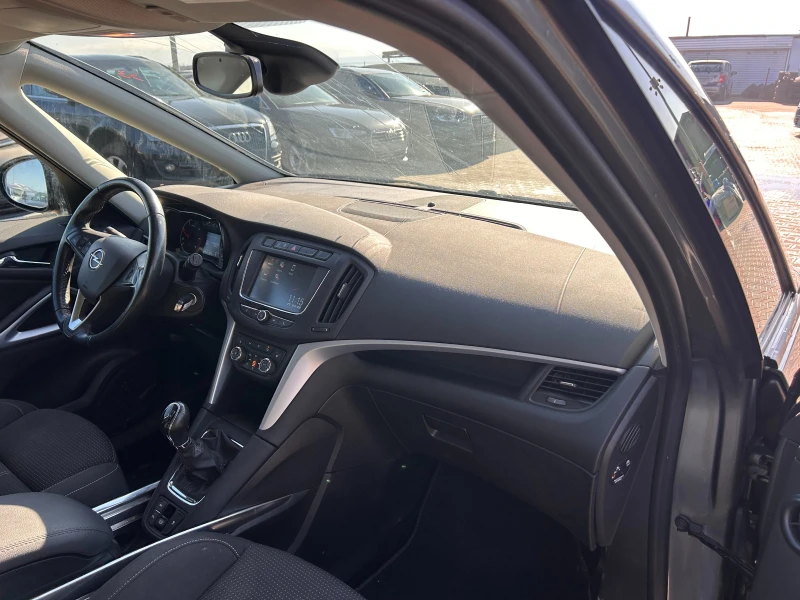 Opel Zafira TOURER 1.6CDTI NAVI EURO 6, снимка 11 - Автомобили и джипове - 53154954