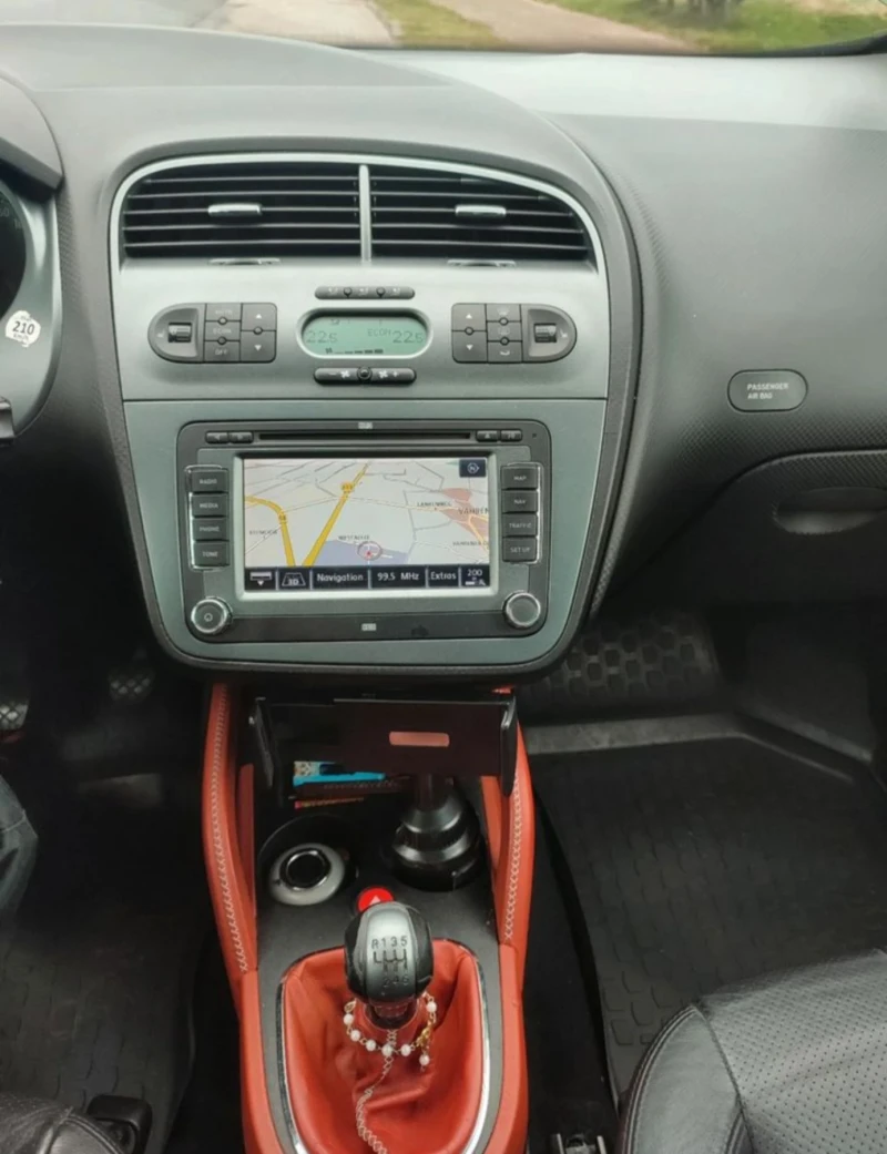 Seat Altea, снимка 16 - Автомобили и джипове - 53161272