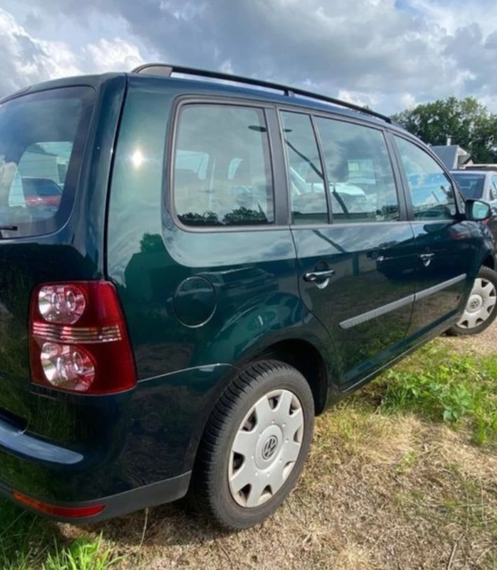 VW Touran 1.4 TSI, снимка 4 - Автомобили и джипове - 46965355