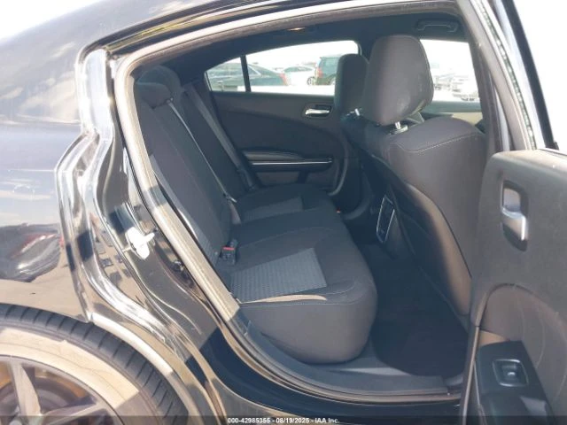 Dodge Charger * GT* Pentastar* CAMERA* KEYLESS* REMOTE* SPORT* M, снимка 8 - Автомобили и джипове - 52790540