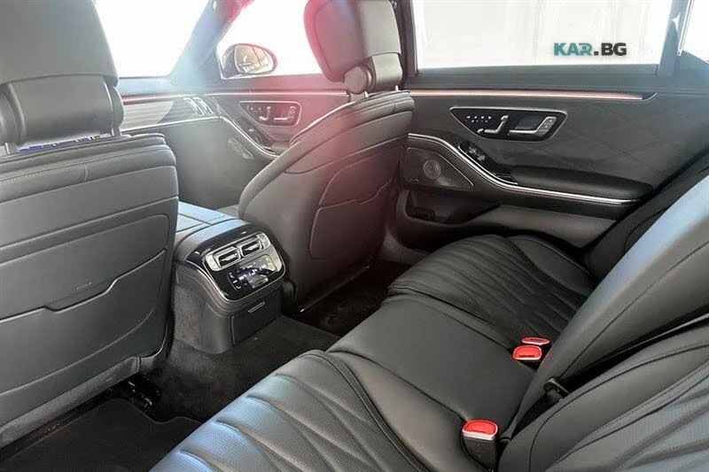 Mercedes-Benz S 63 AMG Performance (КРАЙНА цена до БЪЛГАРИЯ), снимка 12 - Автомобили и джипове - 54972471