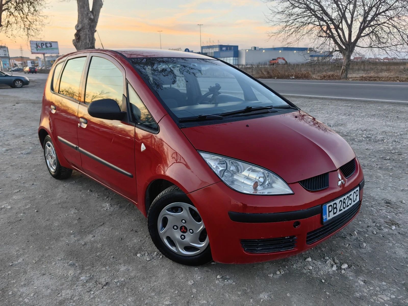 Mitsubishi Colt 1.1 74 К.С.147000 КМ! РЕГ! ЗАСТРАХОВКА!ВИНЕТКА!, снимка 1