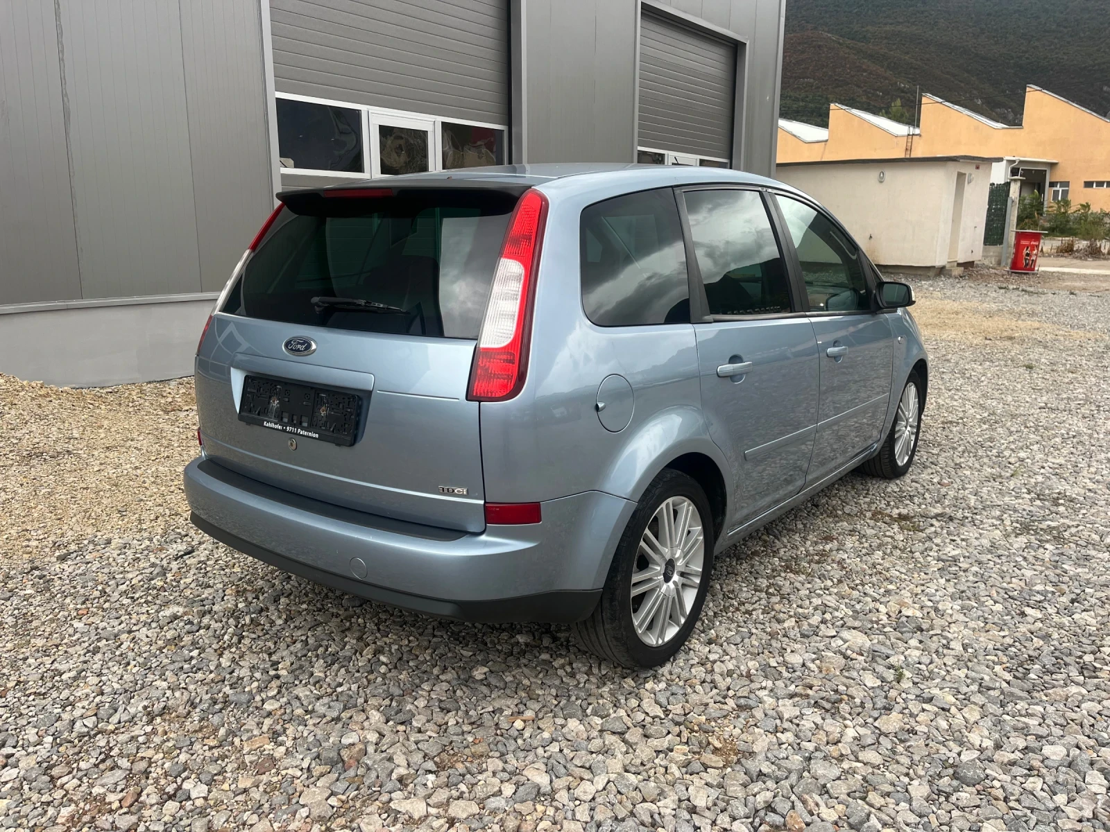 Ford C-max 2.0TD GHIA - изображение 6