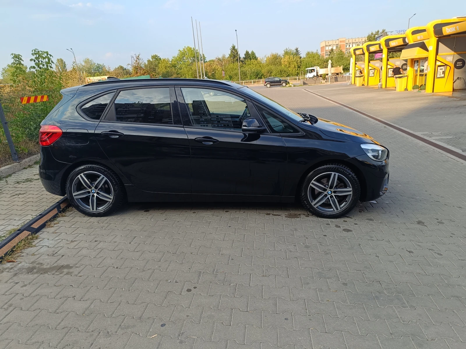 BMW 2 Active Tourer 218 - изображение 5