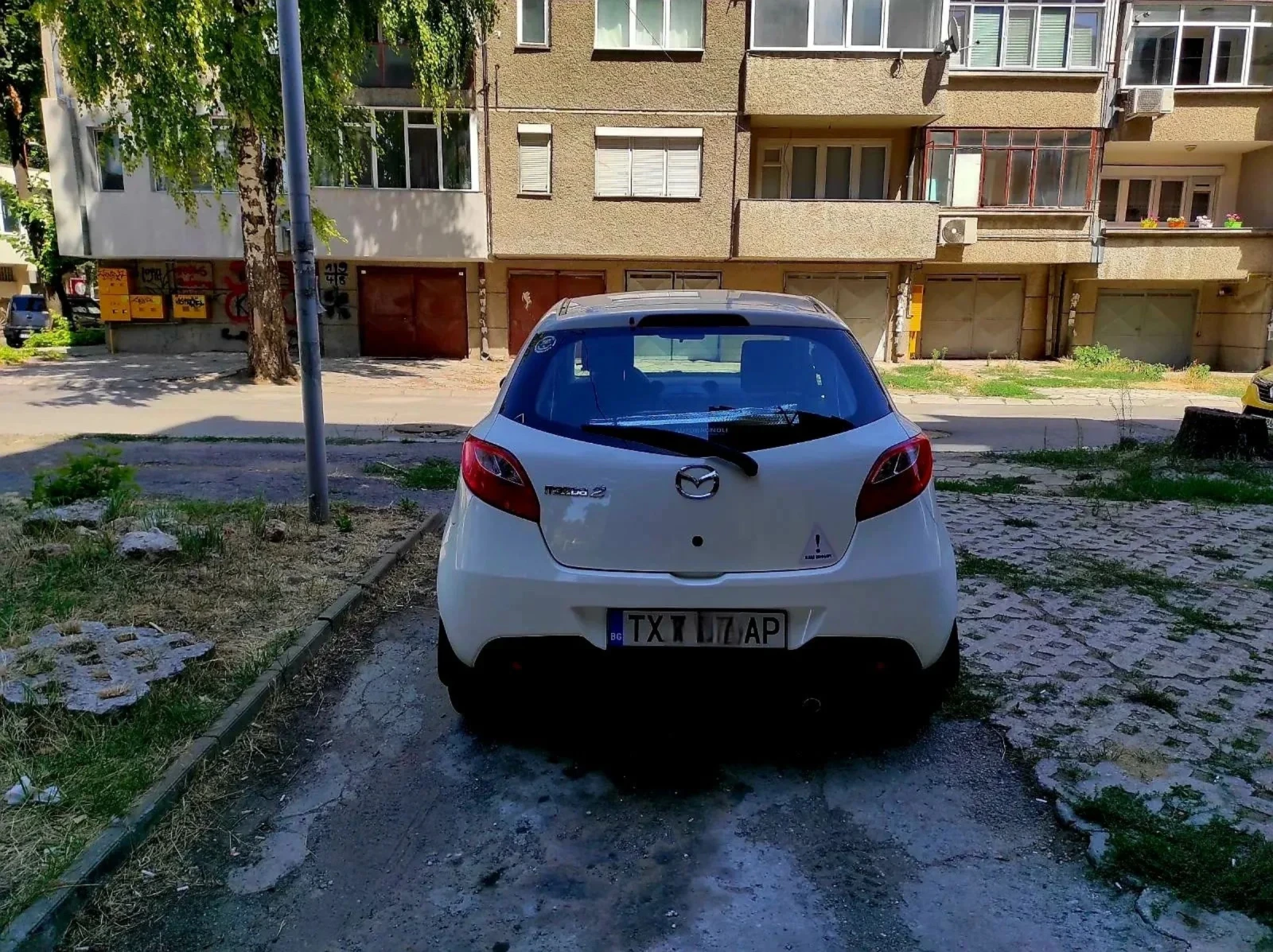 Mazda 2  - изображение 2