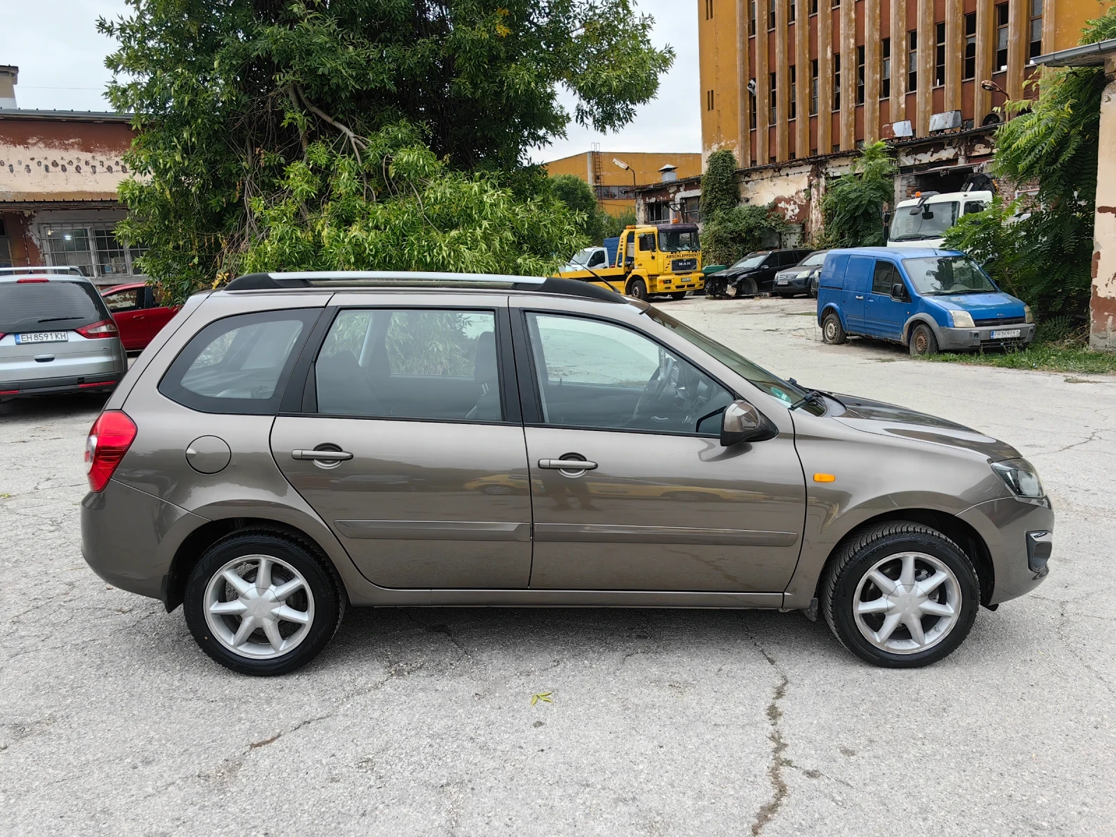 Lada Kalina 1.6 Бензин 98 кс, Евро 6, Климатик, Отлична  - изображение 7