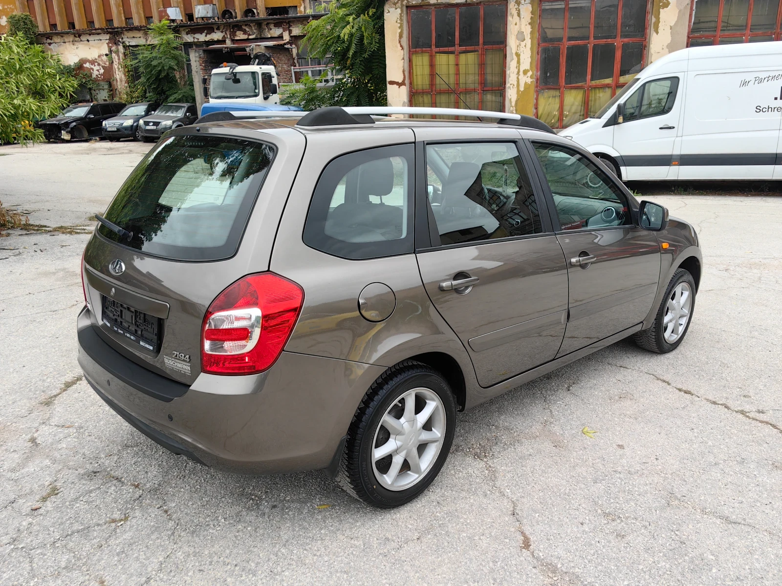 Lada Kalina 1.6 Бензин 98 кс, Евро 6, Климатик, Отлична  - изображение 6
