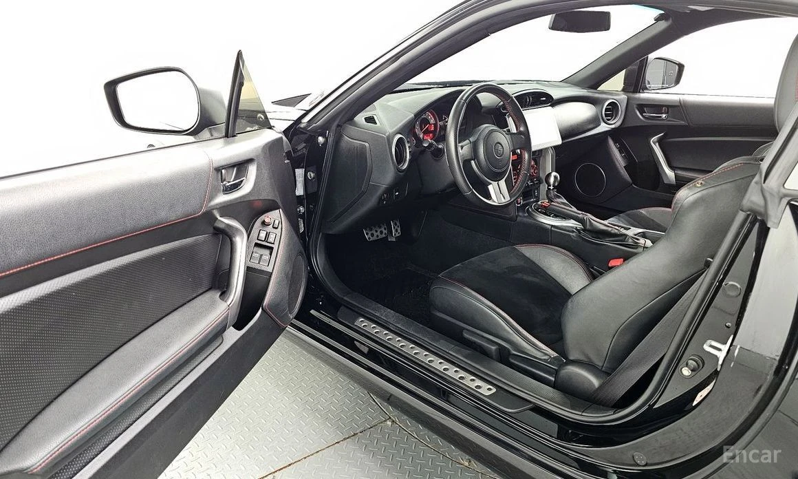 Toyota GR86  - изображение 10