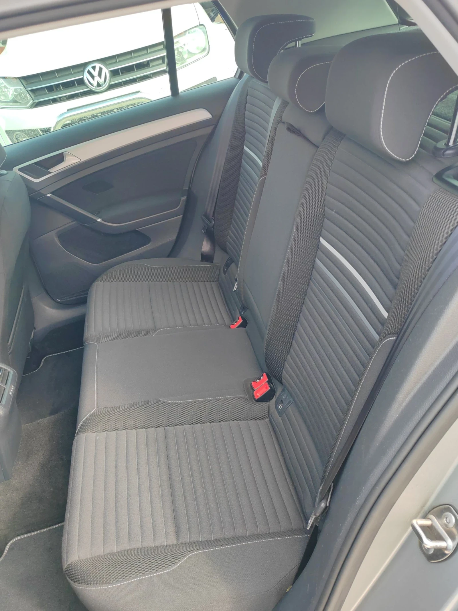 VW Golf 1.4, 150к.с. I CUP - изображение 8