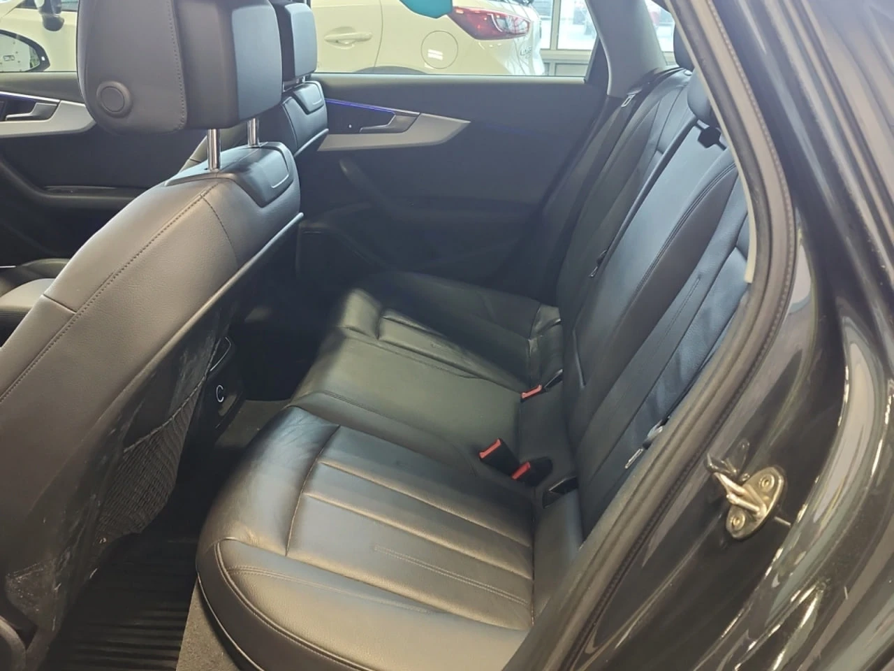 Audi A4 *  *    *   *  | Mobile.bg   11