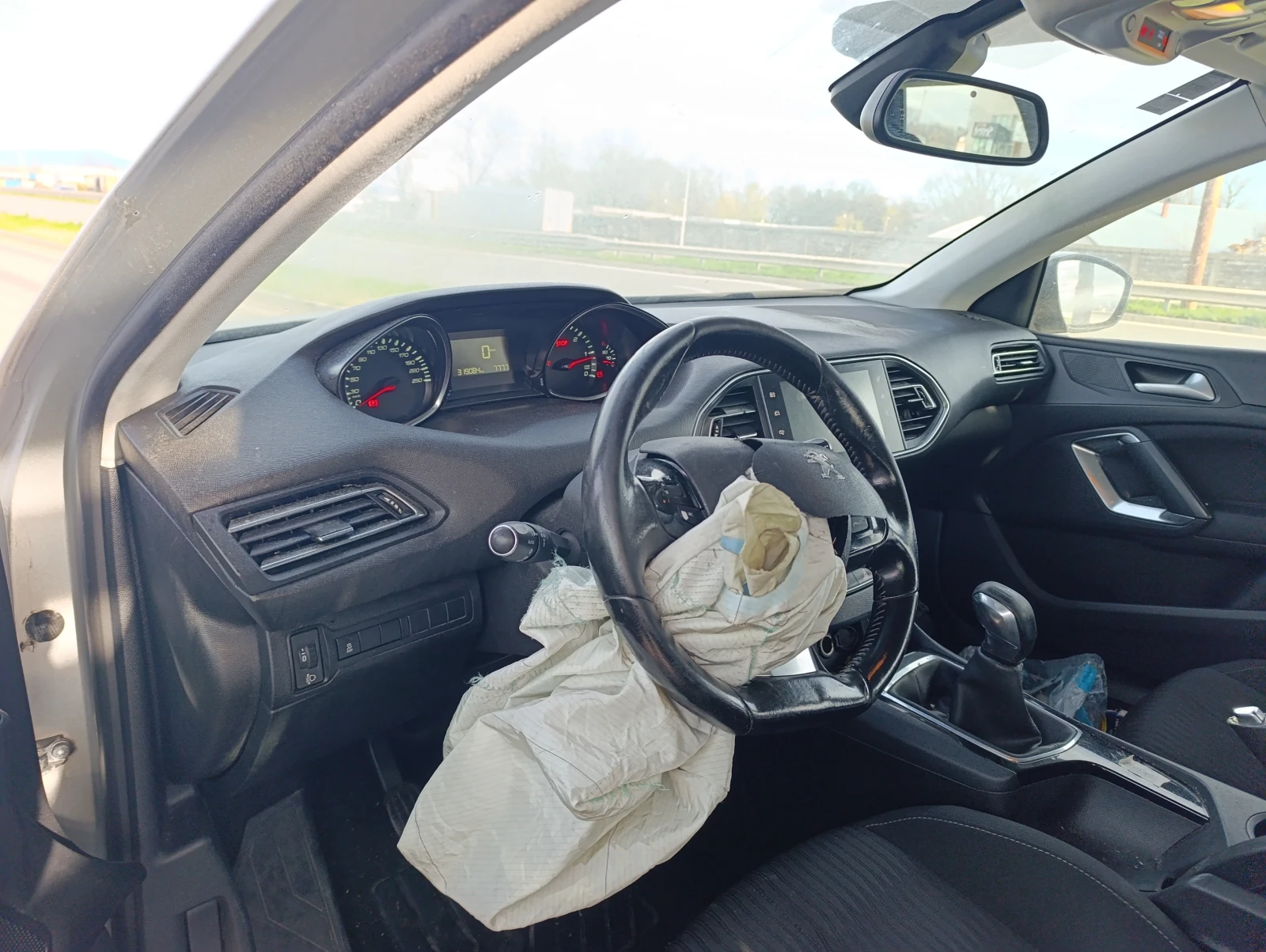 Peugeot 308 1.6HDI тип мотор 9 H06 - изображение 7