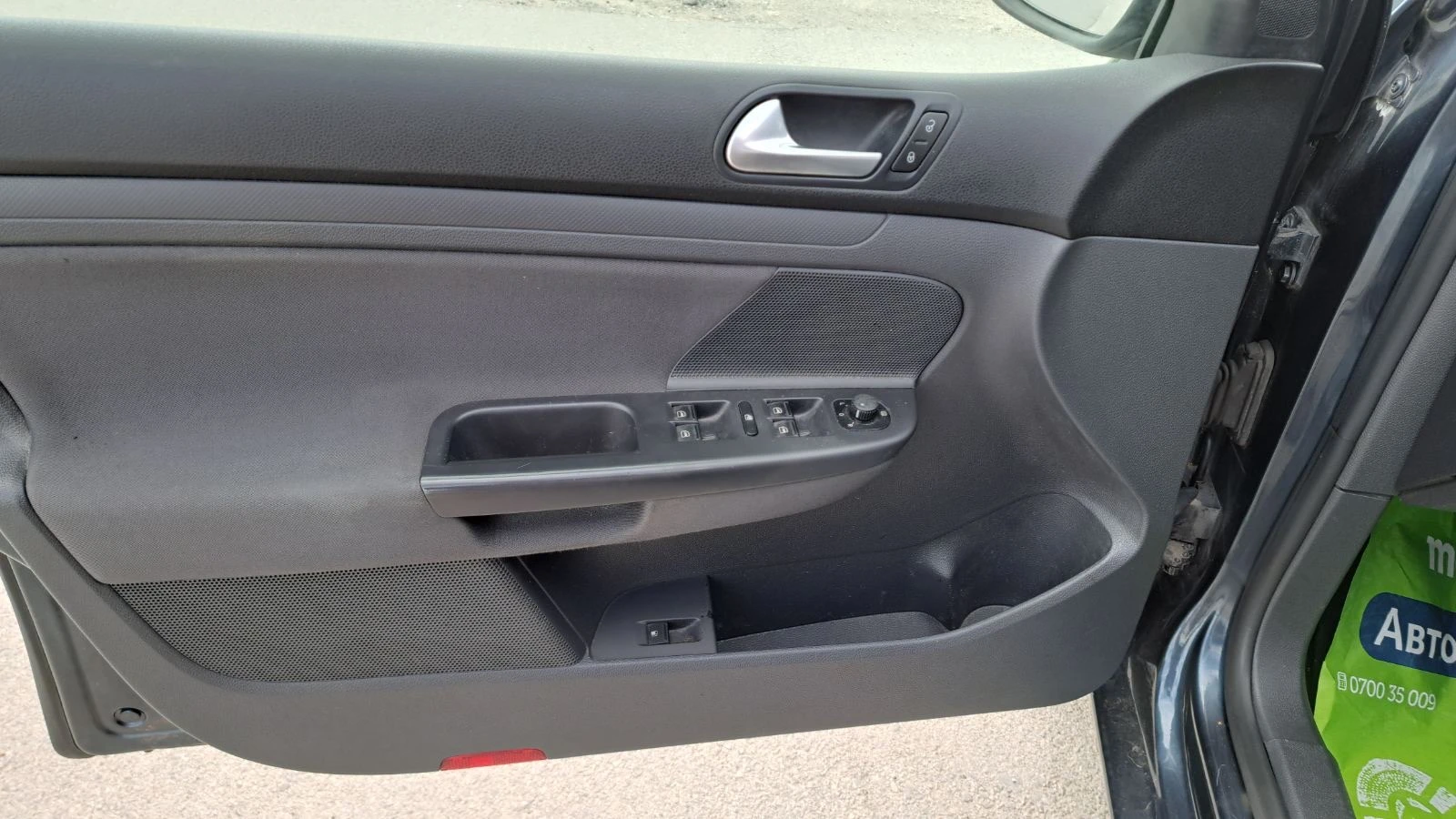 VW Golf 1.9 TDI 90кс EURO 4 КЛИМАТРОНИК, снимка 7 - Автомобили и джипове - 52830972