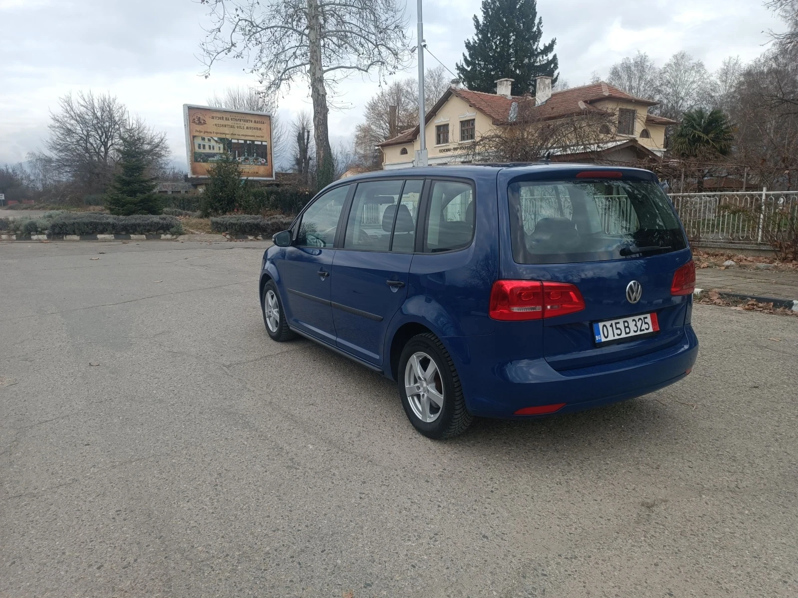 VW Touran 1.6 TDI ��� ����  | Mobile.bg � ����������� 7