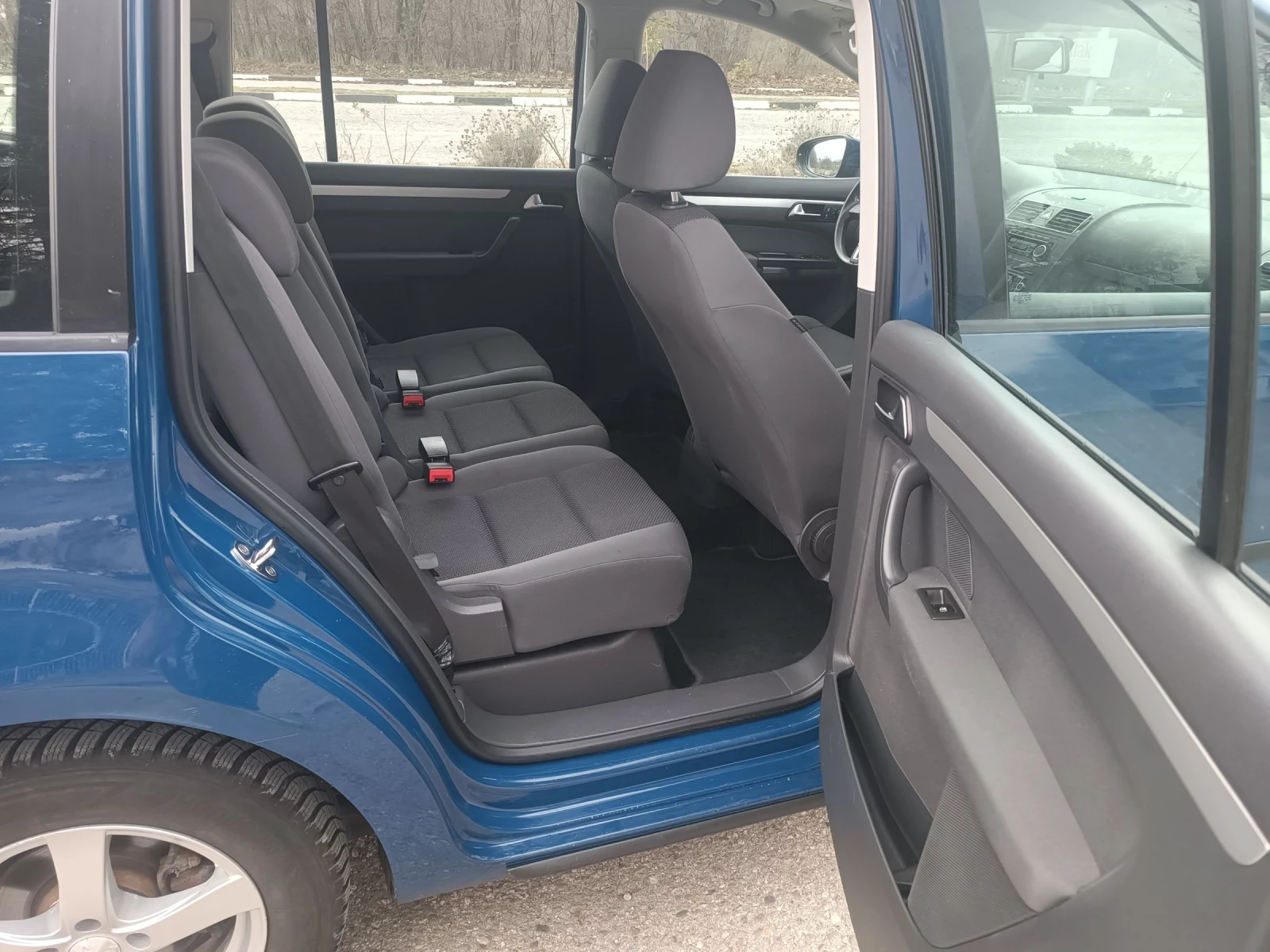 VW Touran 1.6 TDI ��� ����  | Mobile.bg � ����������� 12