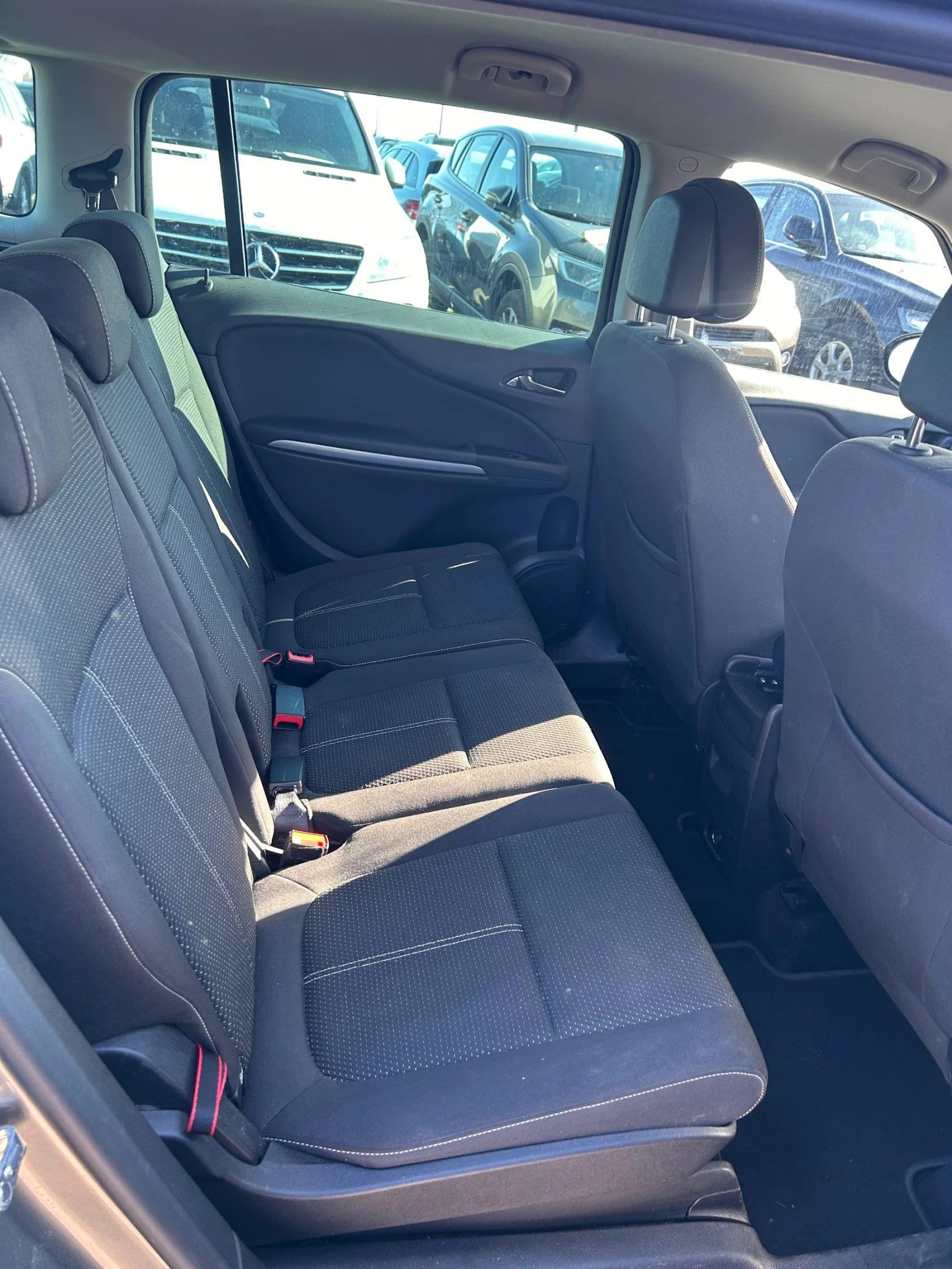 Opel Zafira TOURER 1.6CDTI NAVI EURO 6 - изображение 10