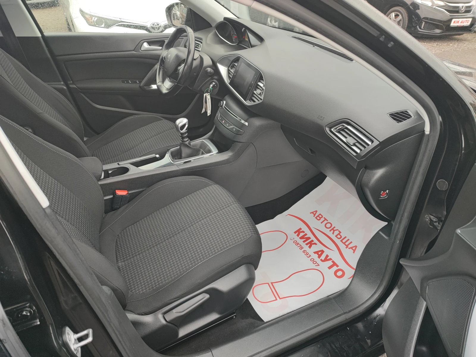 Peugeot 308 1.5D-131ks-6sk - изображение 10