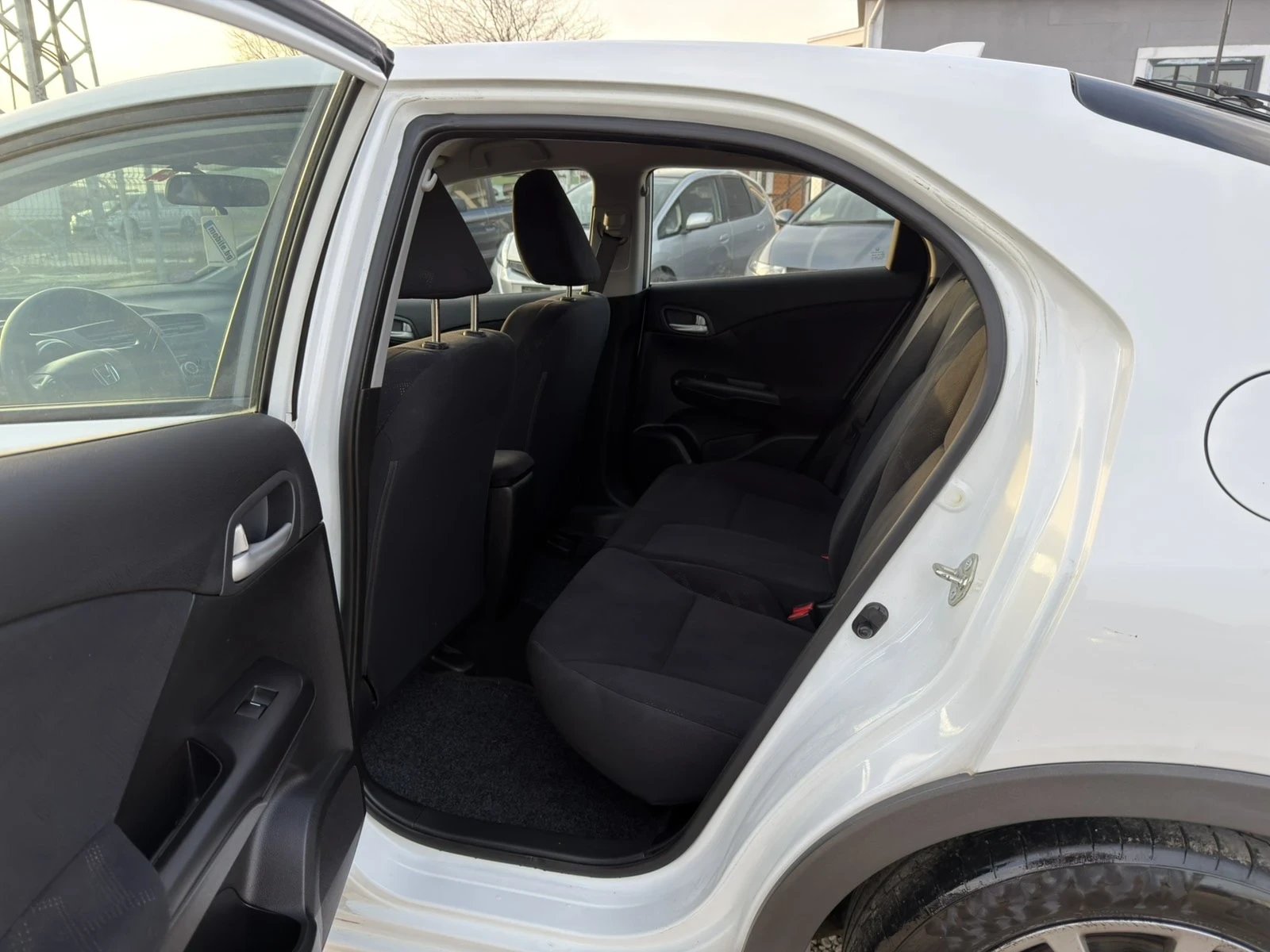 Honda Civic 1.8i Swiss | Mobile.bg � ����������� 14