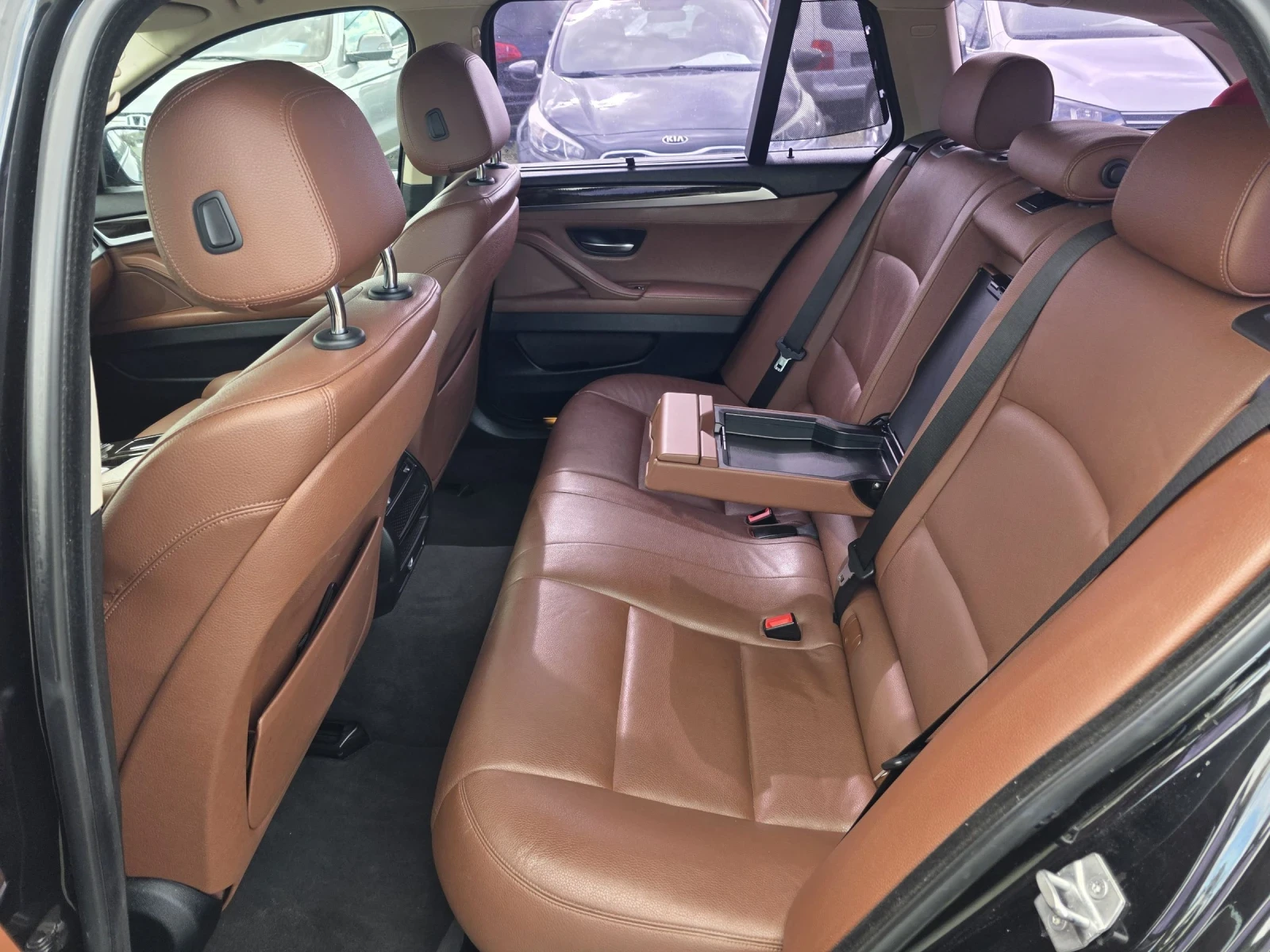 BMW 530 3.0 256к фул дигитал, снимка 12 - Автомобили и джипове - 54160545