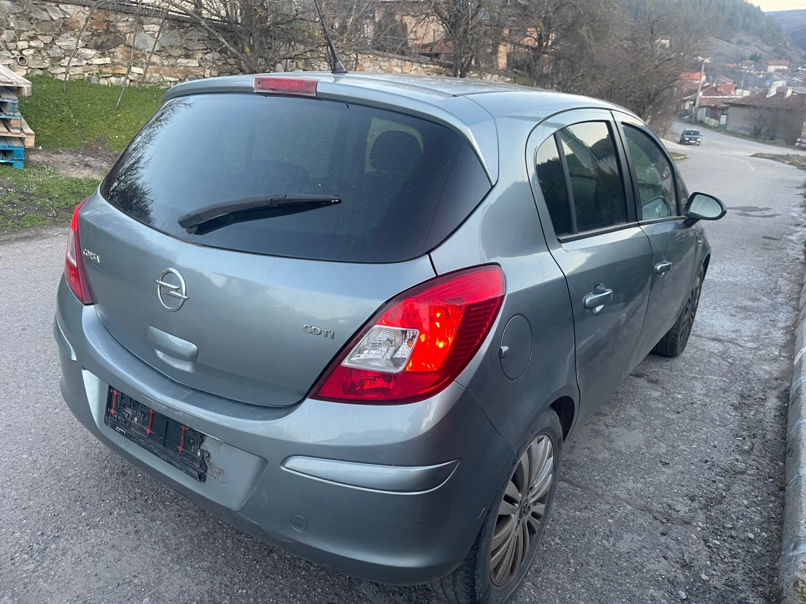 Opel Corsa 1.3CDTi /Cosmo, снимка 4 - Автомобили и джипове - 54297263