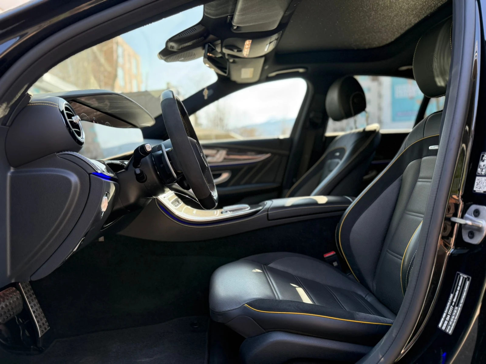 Mercedes-Benz E 63 AMG E63S/4MATIC+ /CARBON/CERAMIC, снимка 10 - Автомобили и джипове - 55132772