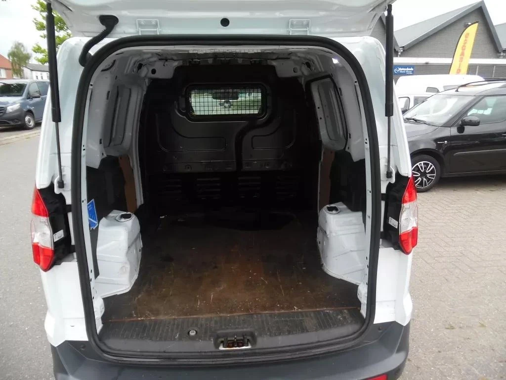 Ford Tourneo Connect, снимка 9 - Автомобили и джипове - 55710553