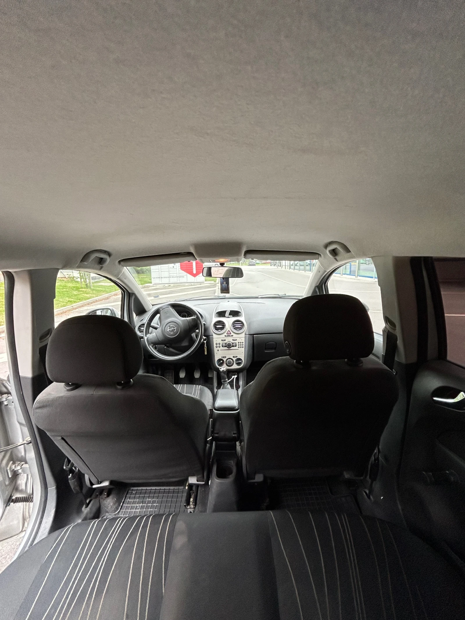 Opel Corsa 1.2, снимка 9 - Автомобили и джипове - 55826473