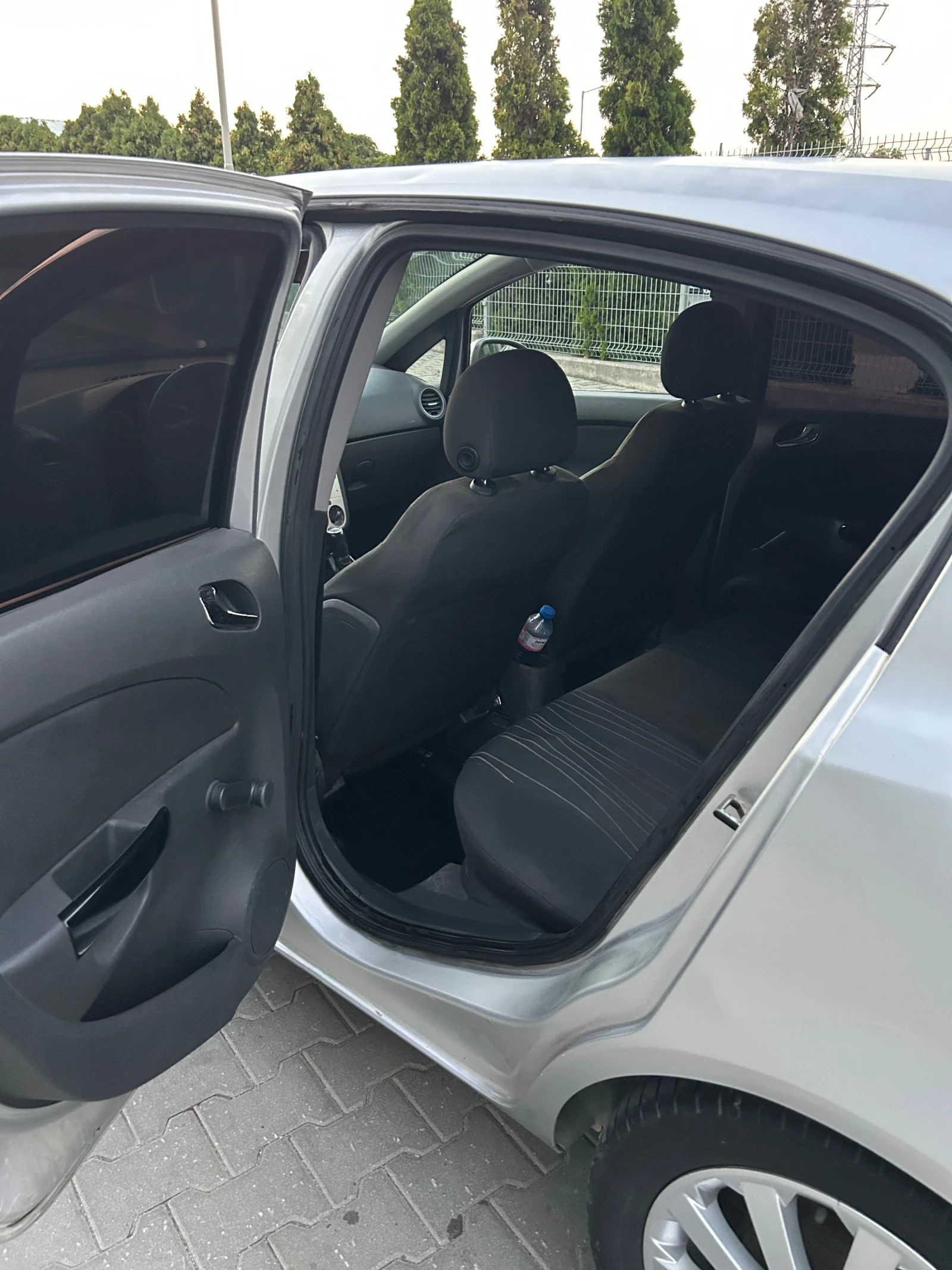 Opel Corsa 1.2, снимка 10 - Автомобили и джипове - 55826473