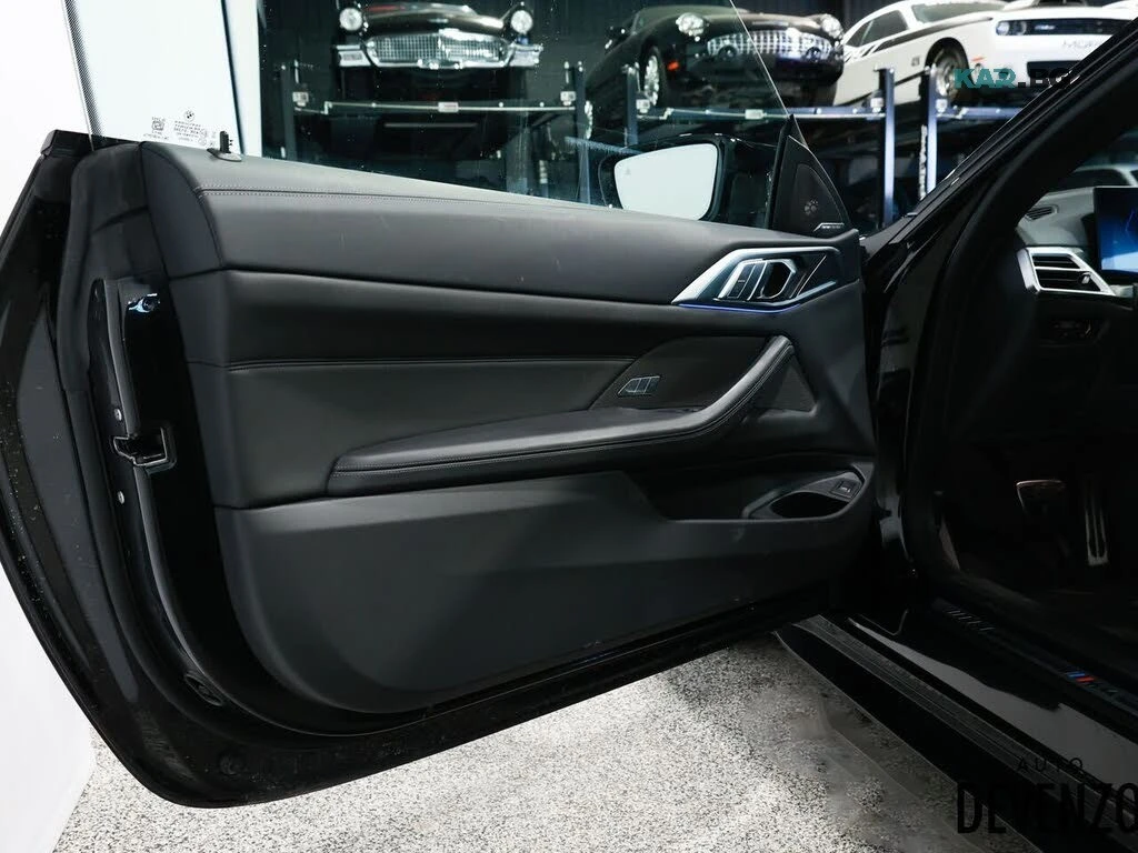 BMW M4 Head-Up * Harman/Kardon* АвтоКредит * (ЦЕНА ДО БГ), снимка 12 - Автомобили и джипове - 56062755